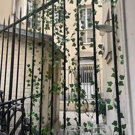 Appartement Charming Studio, 15 - Parc Des Expositions